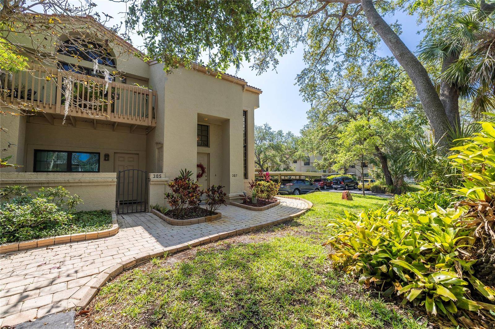 Safety Harbor, FL 34695,307 LOS PRADOS DR #307