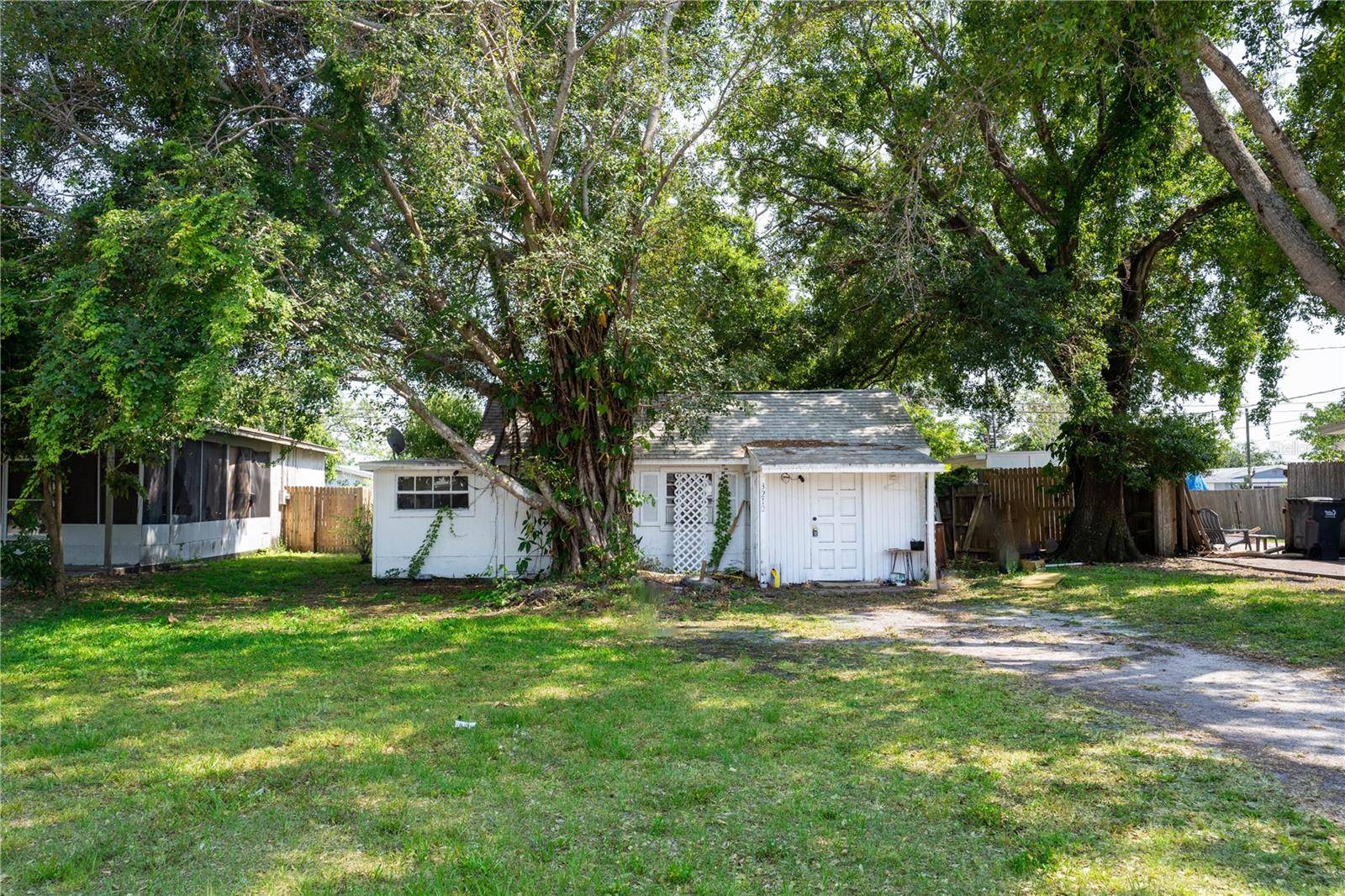 St Petersburg, FL 33714,3212 56TH AVE N