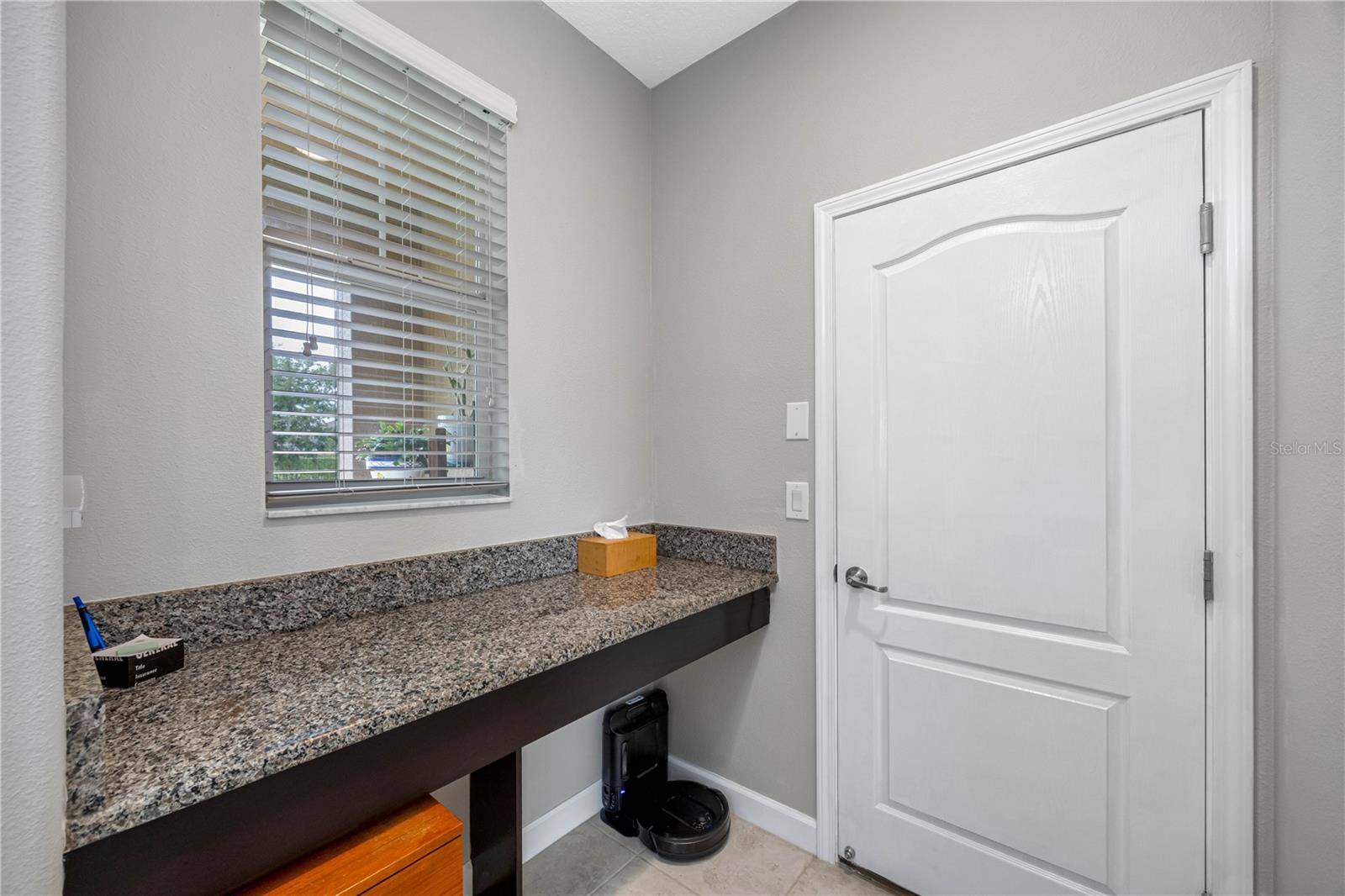 Ruskin, FL 33570,1811 REDMOND BROOK LN