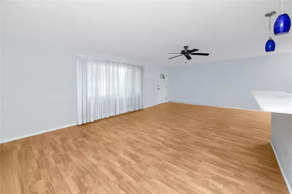Seminole, FL 33772,7777 117TH ST