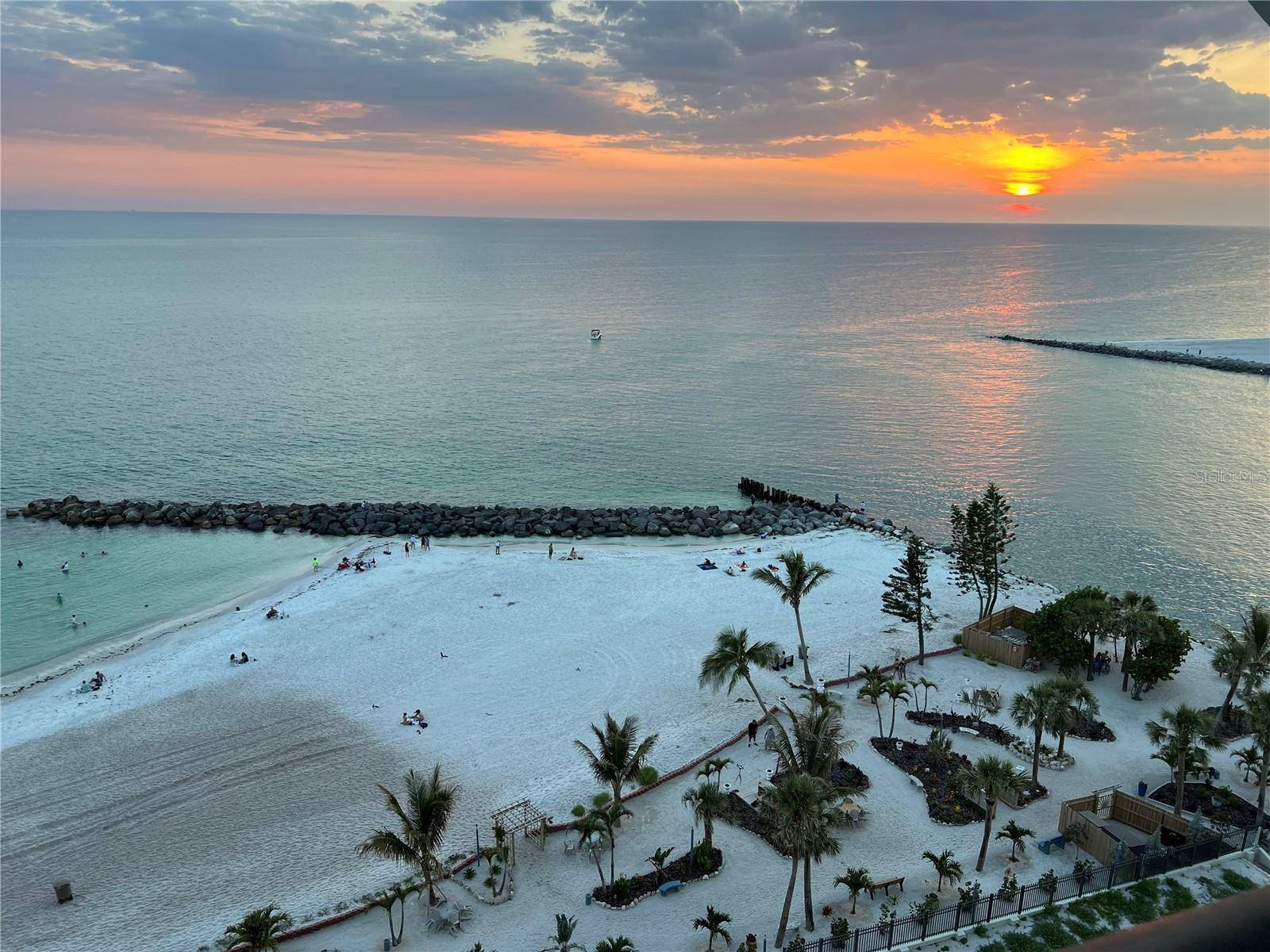 St Pete Beach, FL 33706,7100 SUNSET WAY #1206