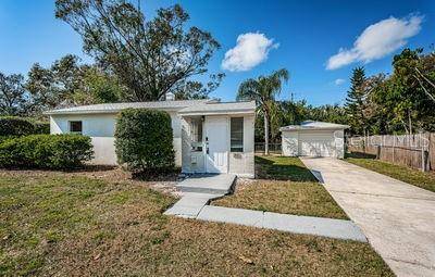 1611 CANTERBURY RD N, St Petersburg, FL 33710