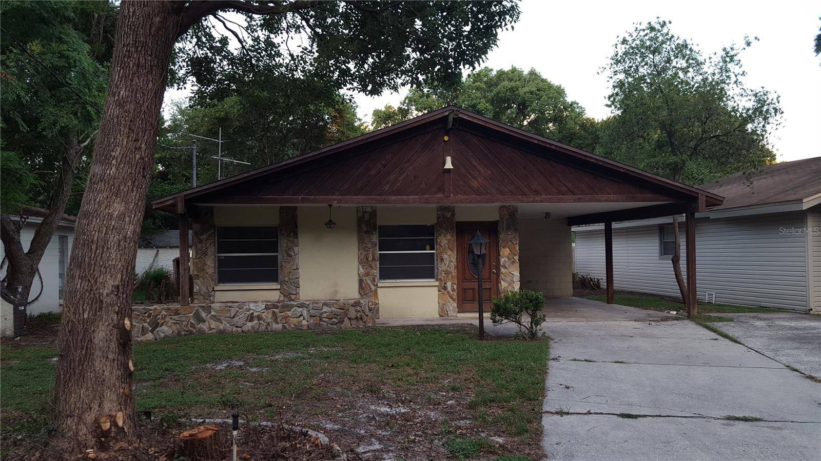 7111 N 9TH ST, Tampa, FL 33604