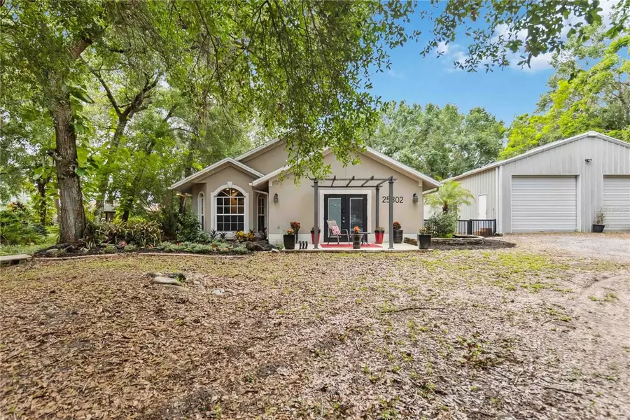 25302 LIDO AVE, Sorrento, FL 32776