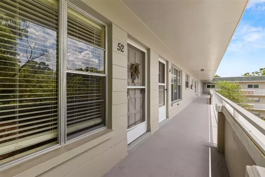 2426 PERSIAN DR #52, Clearwater, FL 33763