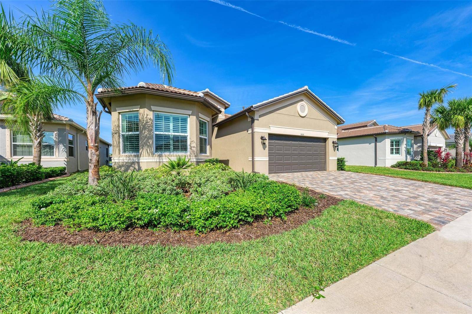 15525 CORONA DEL MAR DR, Wimauma, FL 33598