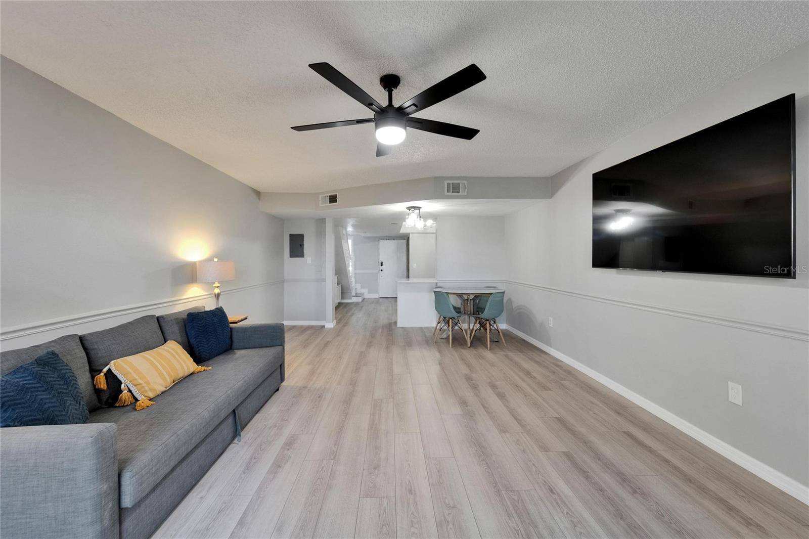 Apollo Beach, FL 33572,1028 APOLLO BEACH BLVD #21