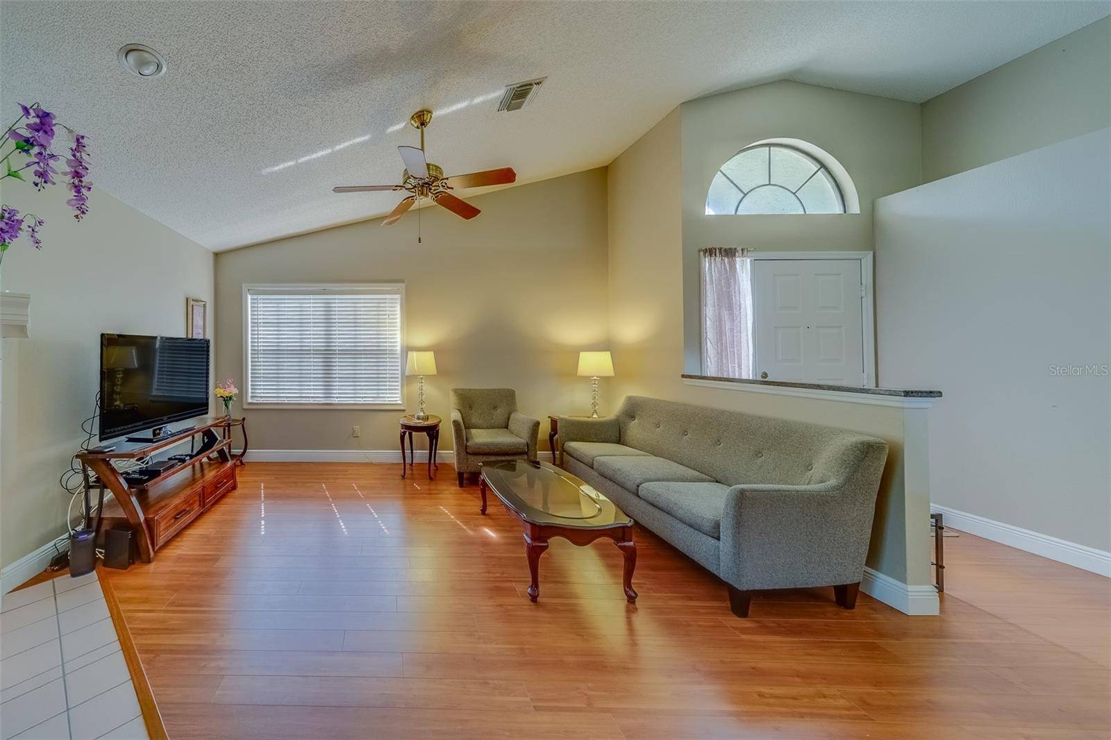 Clearwater, FL 33761,2749 COUNTRYSIDE BLVD #4
