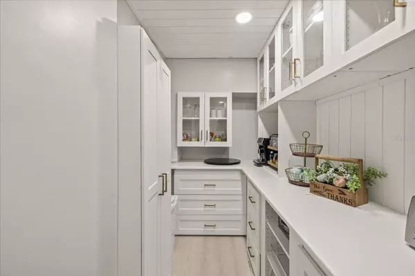 Clearwater, FL 33761,2886 GREEN MEADOW CT
