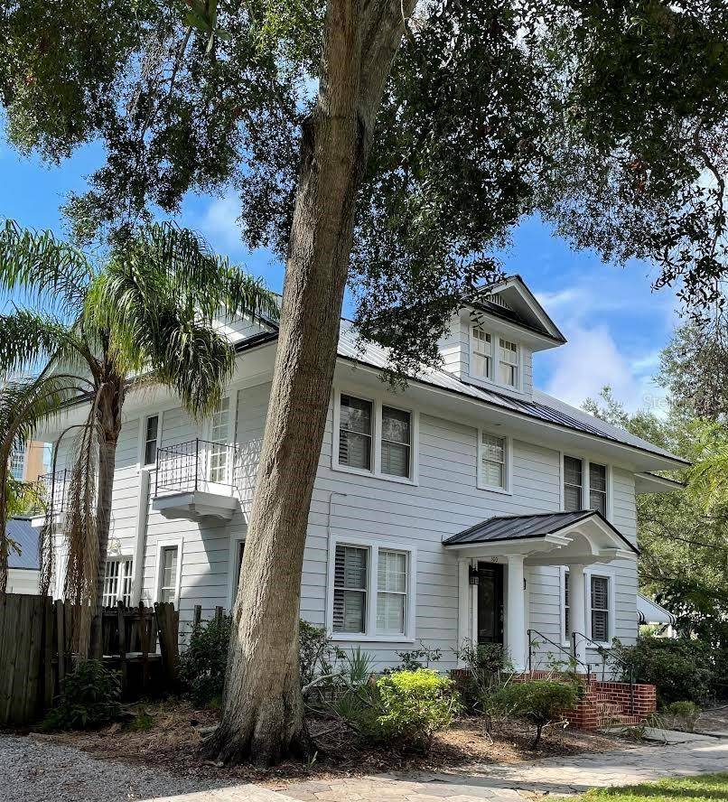 300 8TH AVE NE, St Petersburg, FL 33701