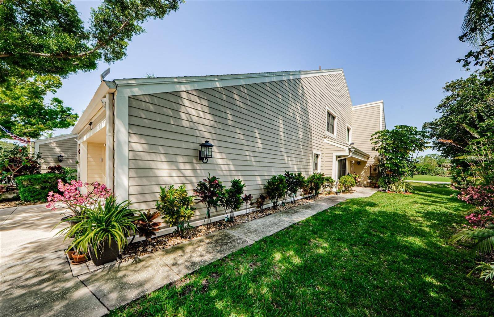 Clearwater, FL 33761,3174 EAGLES LANDING CIR W #58