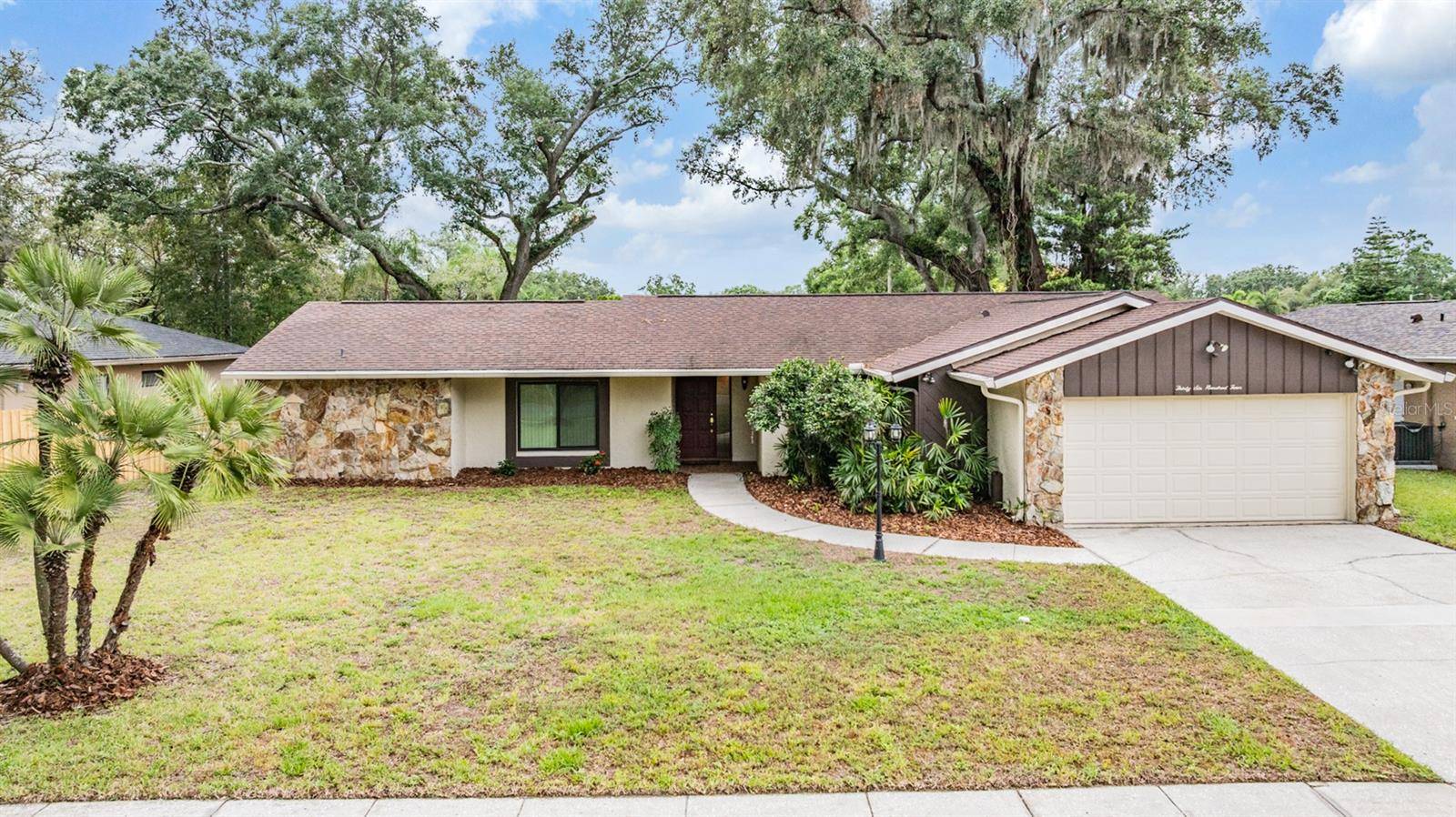 3604 ARLINGTON OAKS CT, Tampa, FL 33618