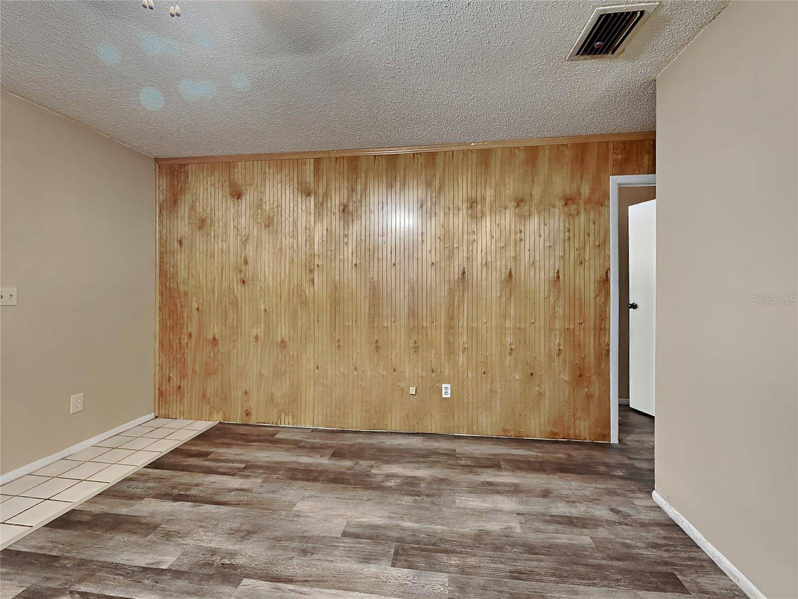 Bradenton, FL 34207,907 63RD AVE W #907 & 909