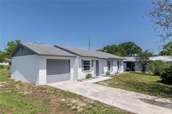 Zephyrhills, FL 33542,5341 TANGERINE DR