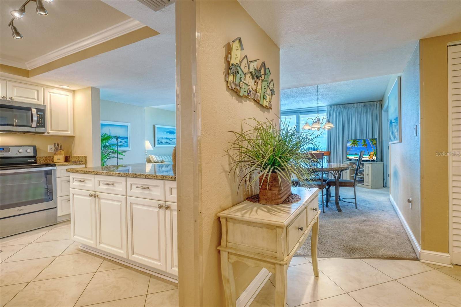 Madeira Beach, FL 33708,14146 GULF BLVD #4B