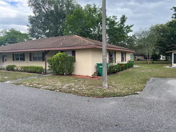 Deland, FL 32724,42 VILLA VILLAR CT #420