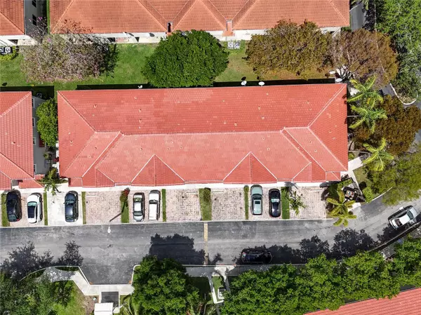 Miami, FL 33169,21115 NW 14TH PL #2