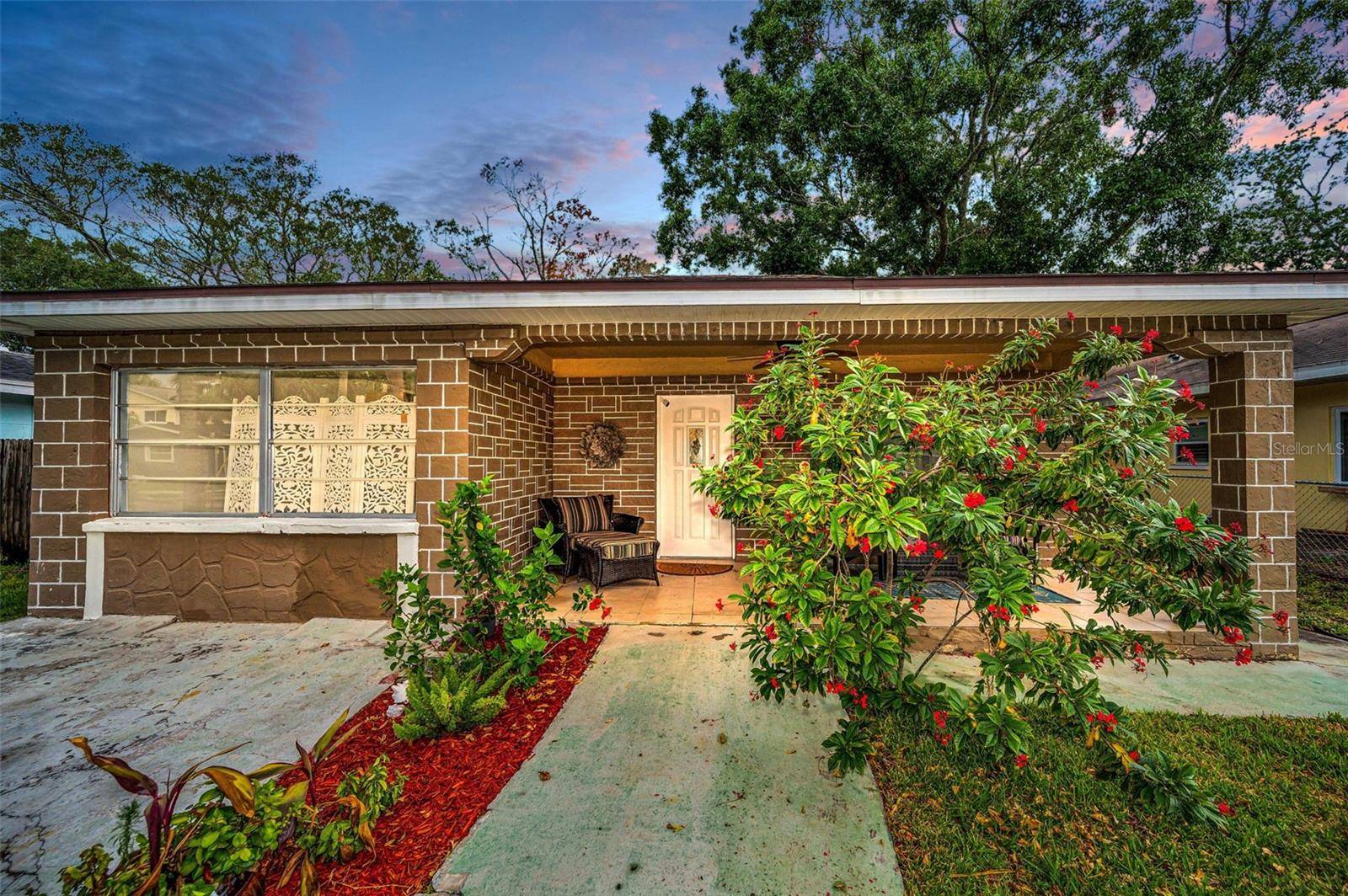 Tarpon Springs, FL 34689,314 BATH ST
