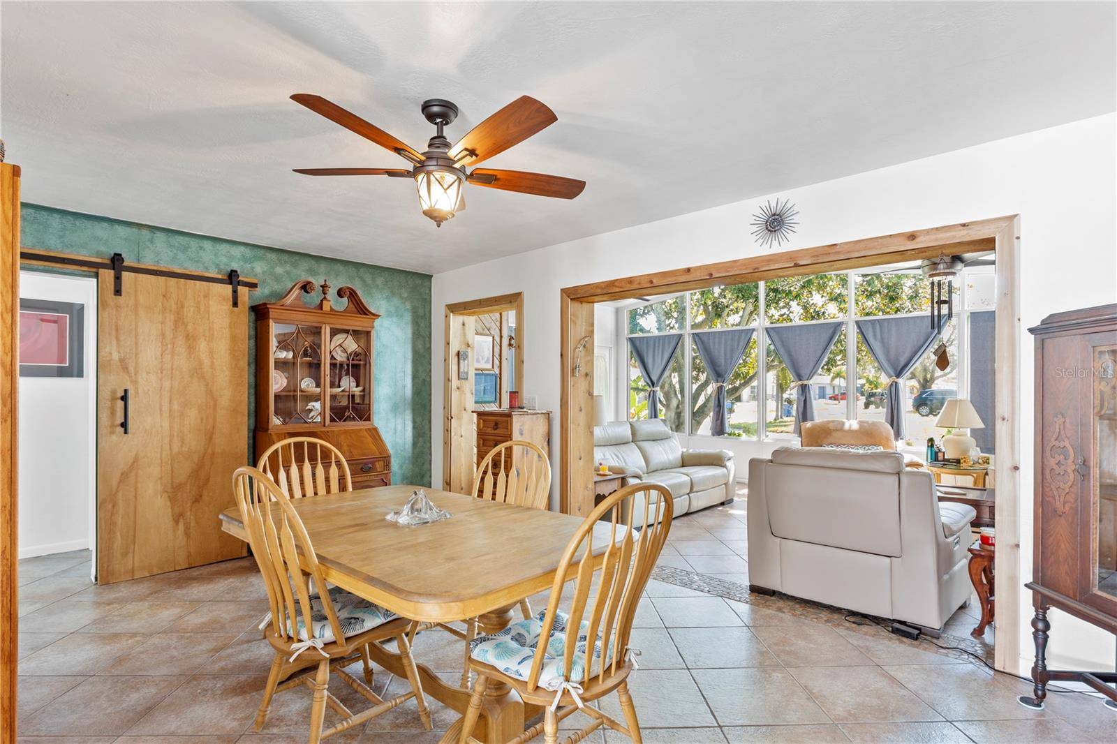 St Petersburg, FL 33702,1701 66TH AVE N
