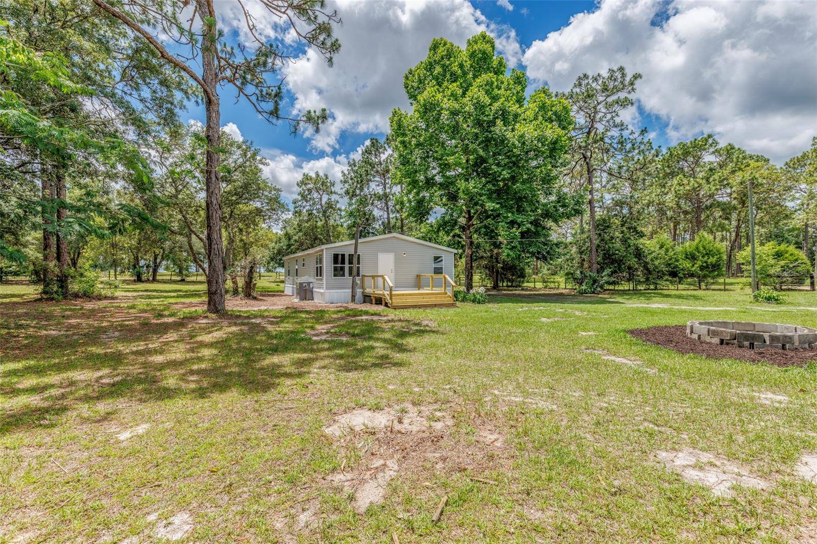 Morriston, FL 32668,8231 SE 117TH AVE