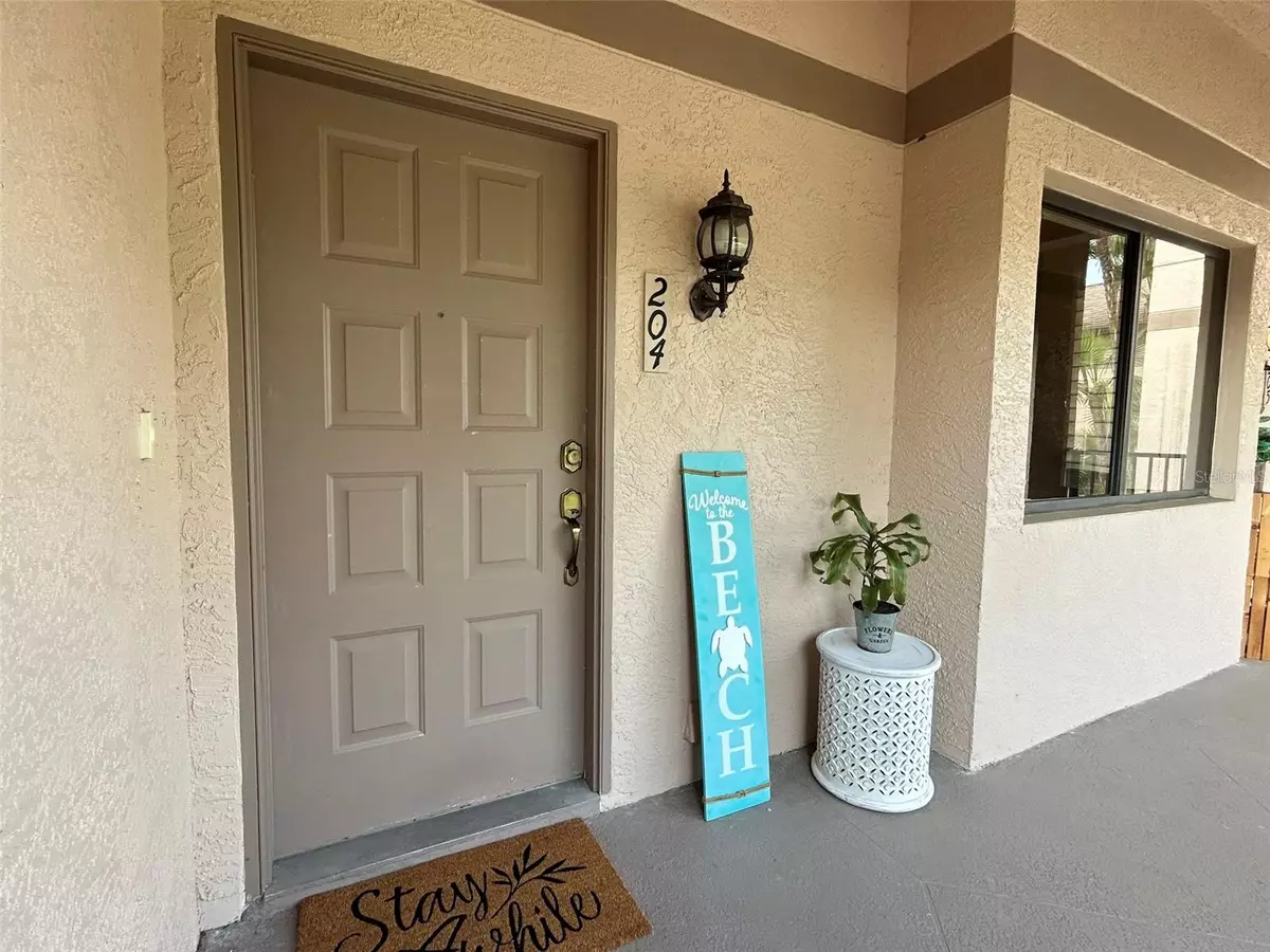 Palm Harbor, FL 34684,3044 RED OAK CT #204