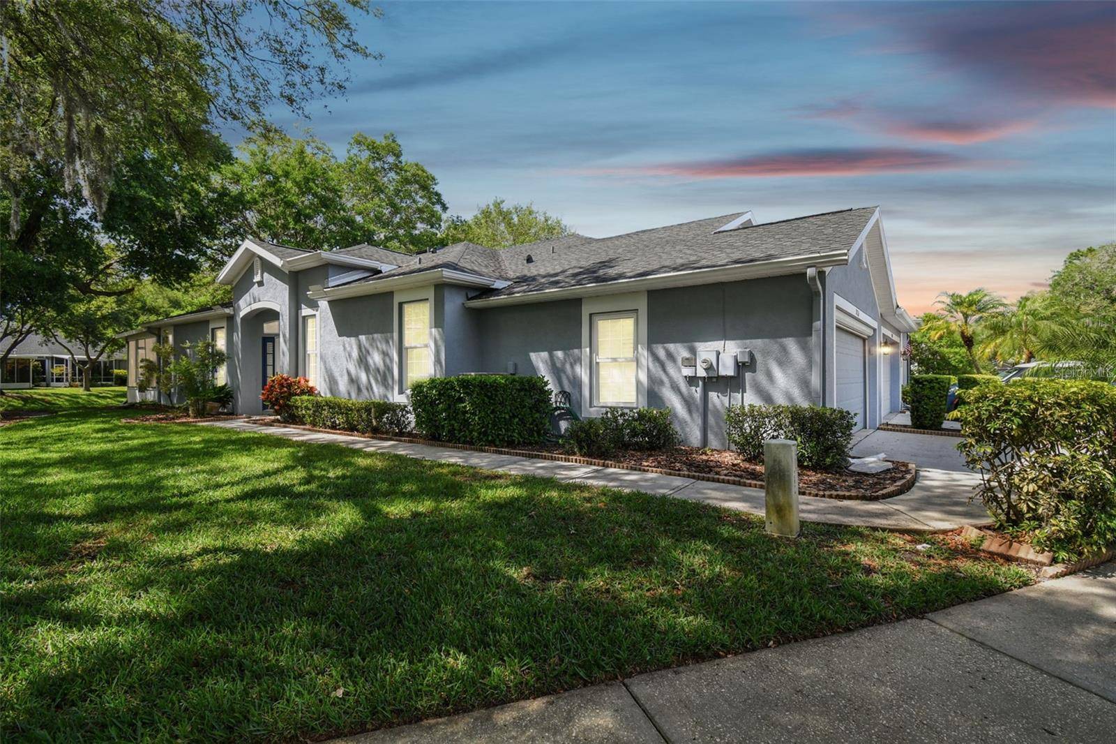 10716 ASHFORD OAKS DR, Tampa, FL 33625