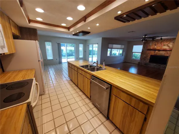 Oldsmar, FL 34677,50 WATER OAK WAY