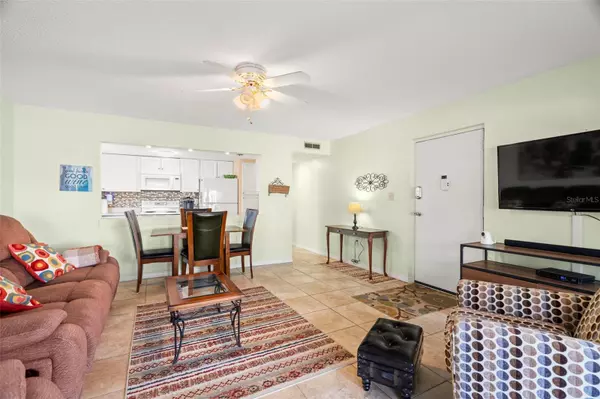 Seminole, FL 33777,7701 STARKEY RD #601