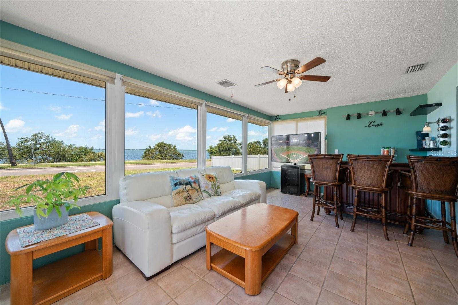 Clearwater, FL 33755,1963 EDGEWATER DR
