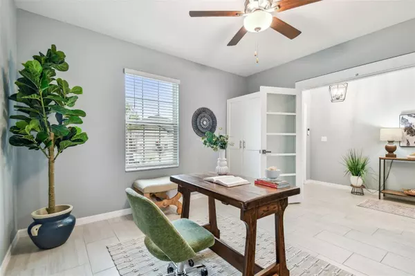 Land O Lakes, FL 34637,8887 LITTLE BLUESTEM DR