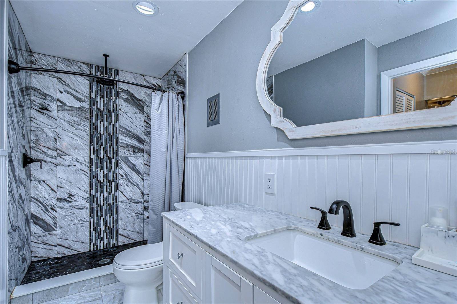Largo, FL 33774,10280 IMPERIAL POINT DR W #20