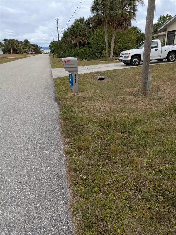 Port Charlotte, FL 33948,18518 KERRVILLE CIR