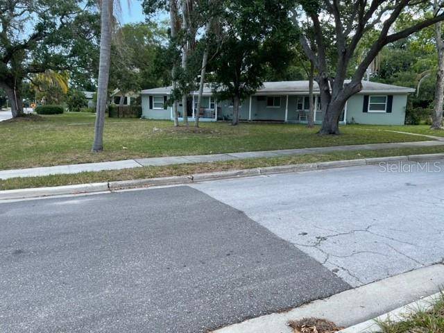 Belleair, FL 33756,709 INDIAN ROCKS RD