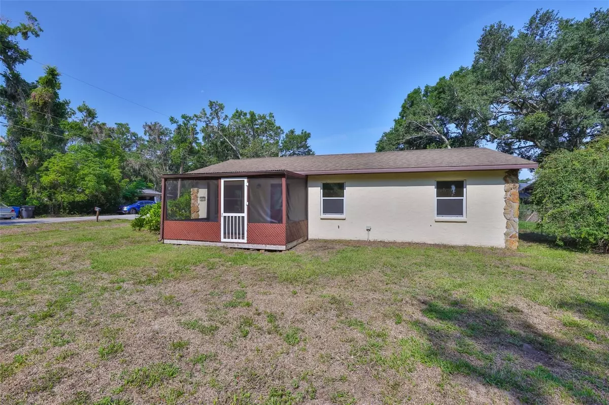Seffner, FL 33584,1019 LAKESIDE DR