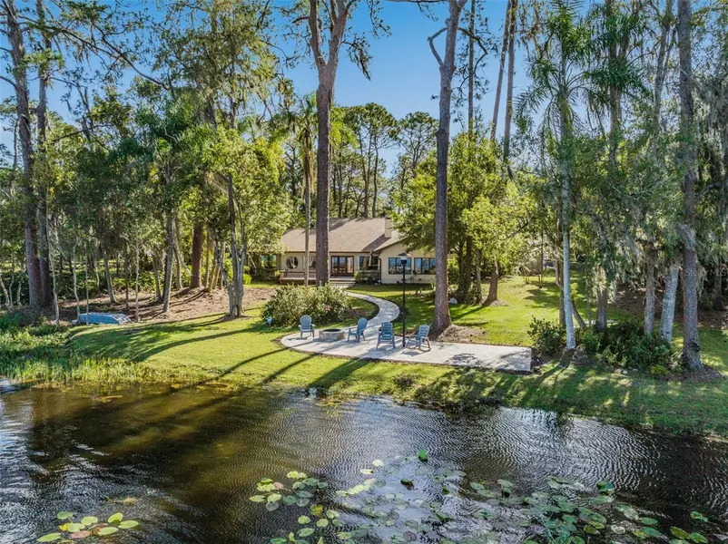 8011 N MOBLEY RD, Odessa, FL 33556