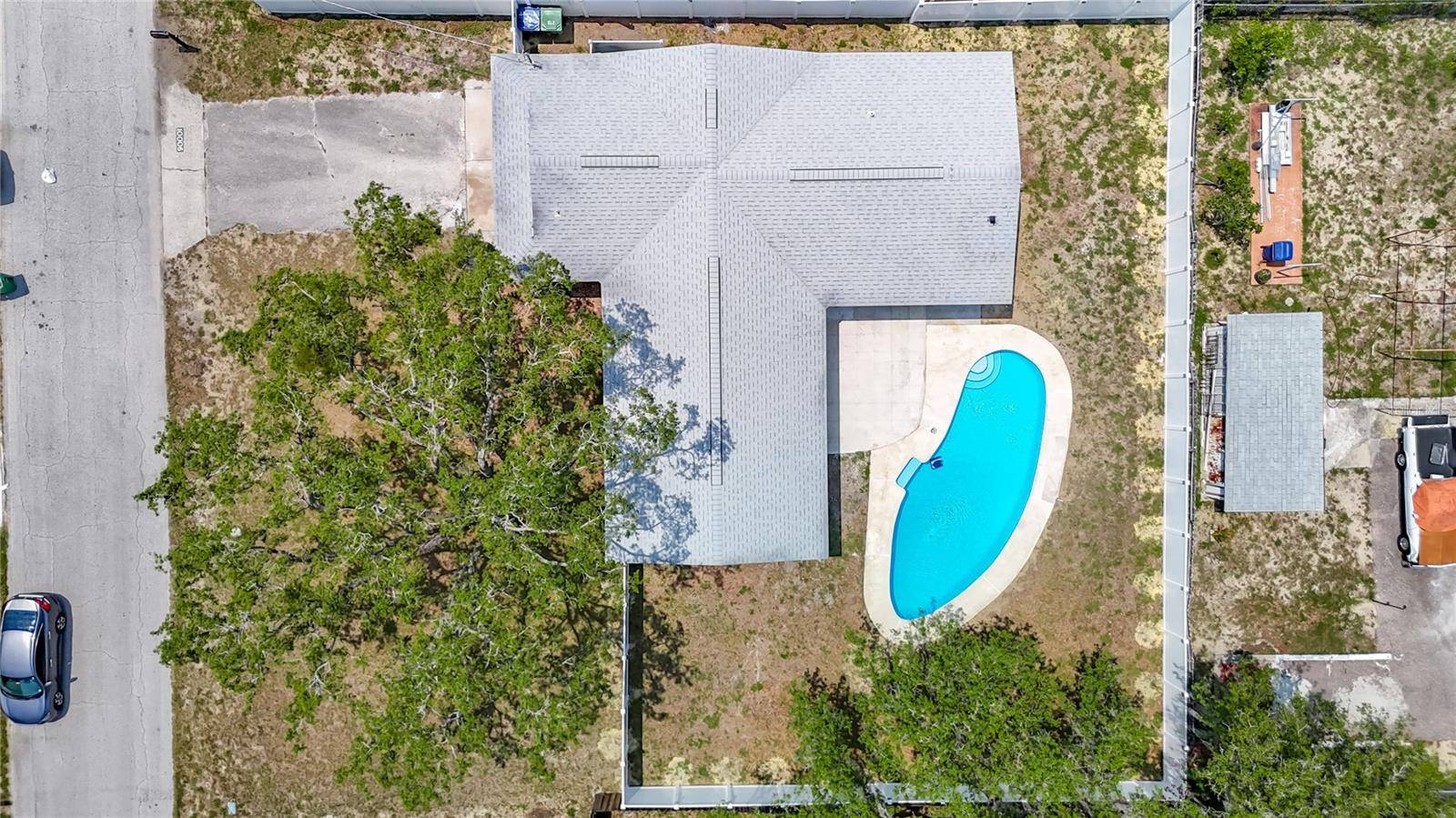 Tampa, FL 33617,10006 N CONNECHUSETT RD