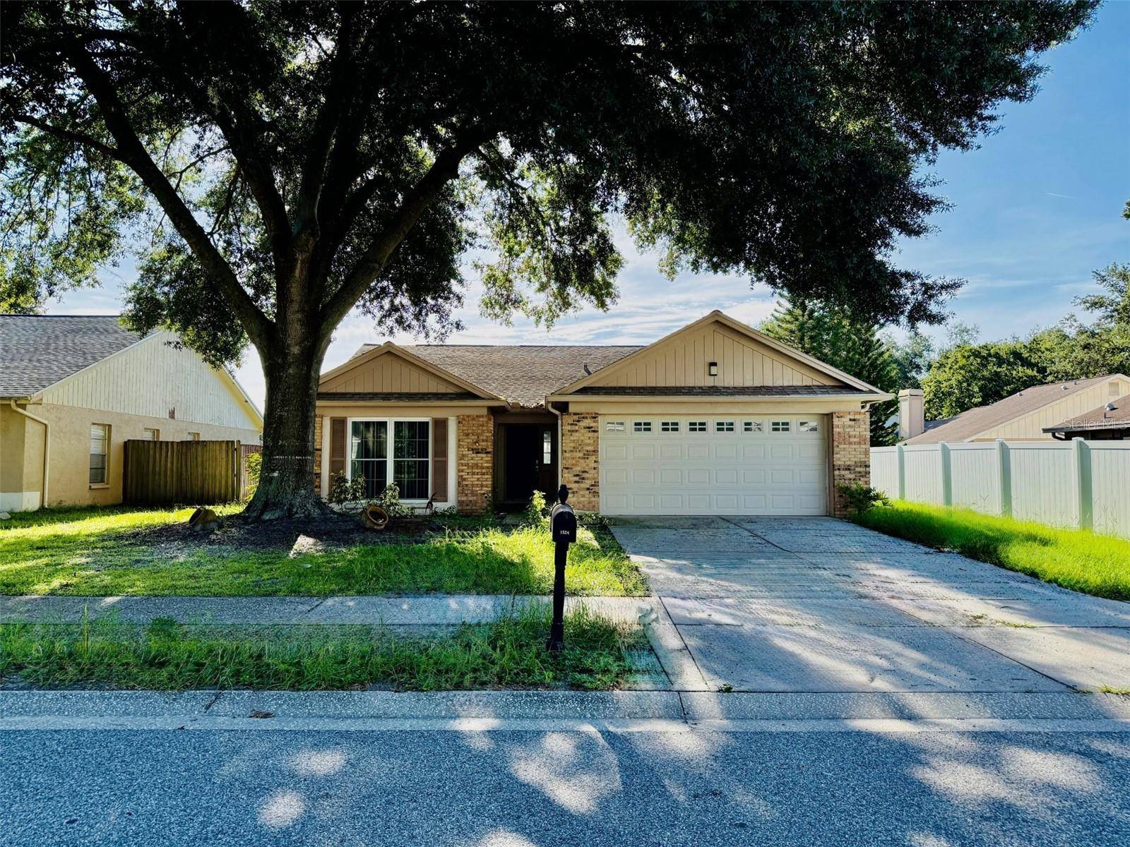 1524 COBBLER DR, Lutz, FL 33559