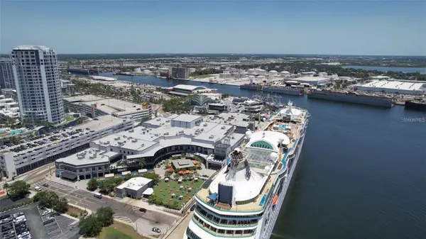 Tampa, FL 33602,612 ARBOR LAKE LN