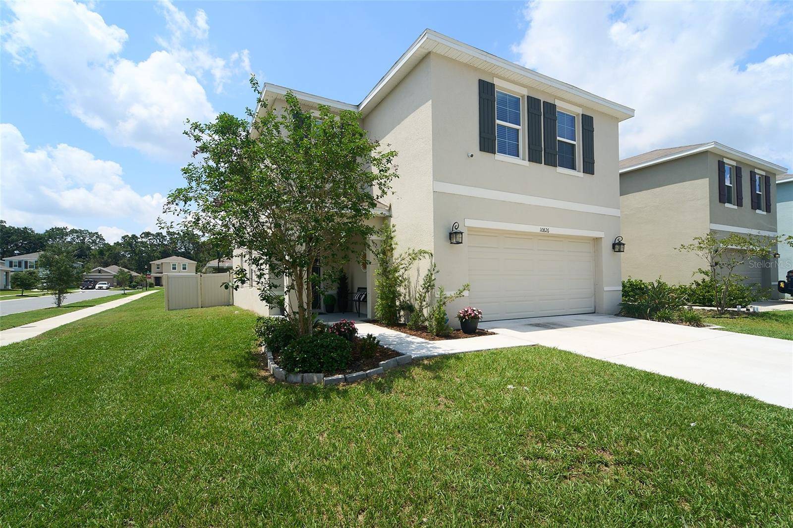 Tampa, FL 33610,10826 TRAILING VINE DR