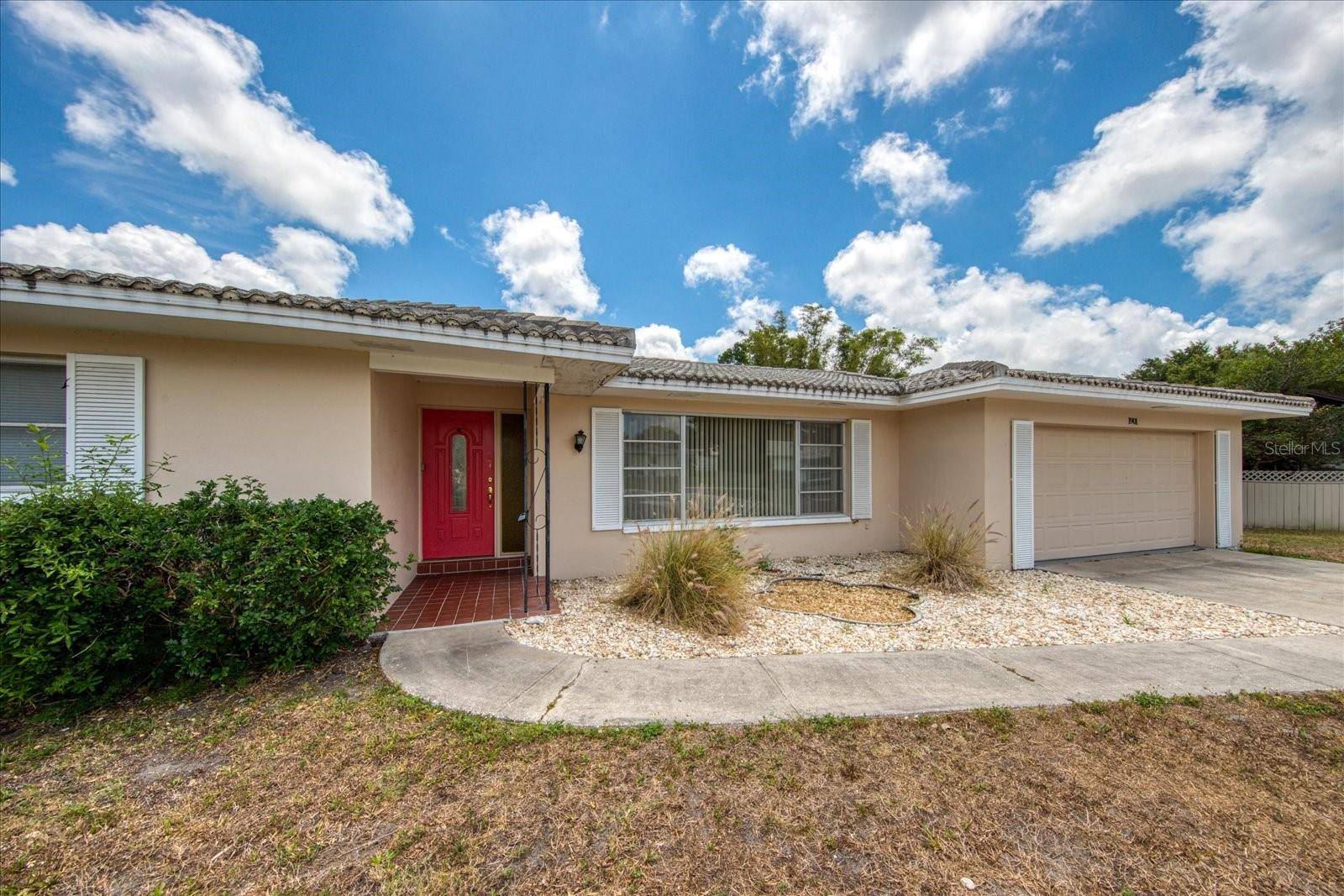 1901 DOLPHIN DR, Belleair Bluffs, FL 33770