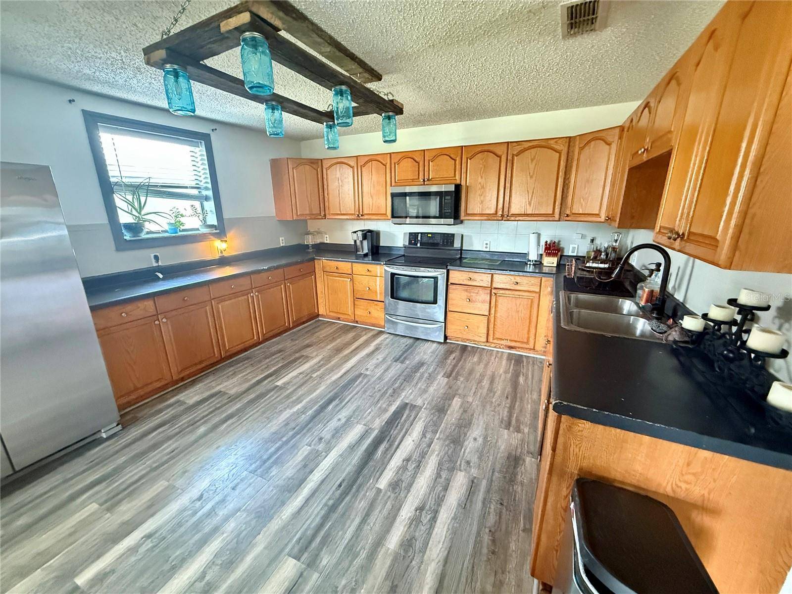 Lithia, FL 33547,439 CORBETT RD