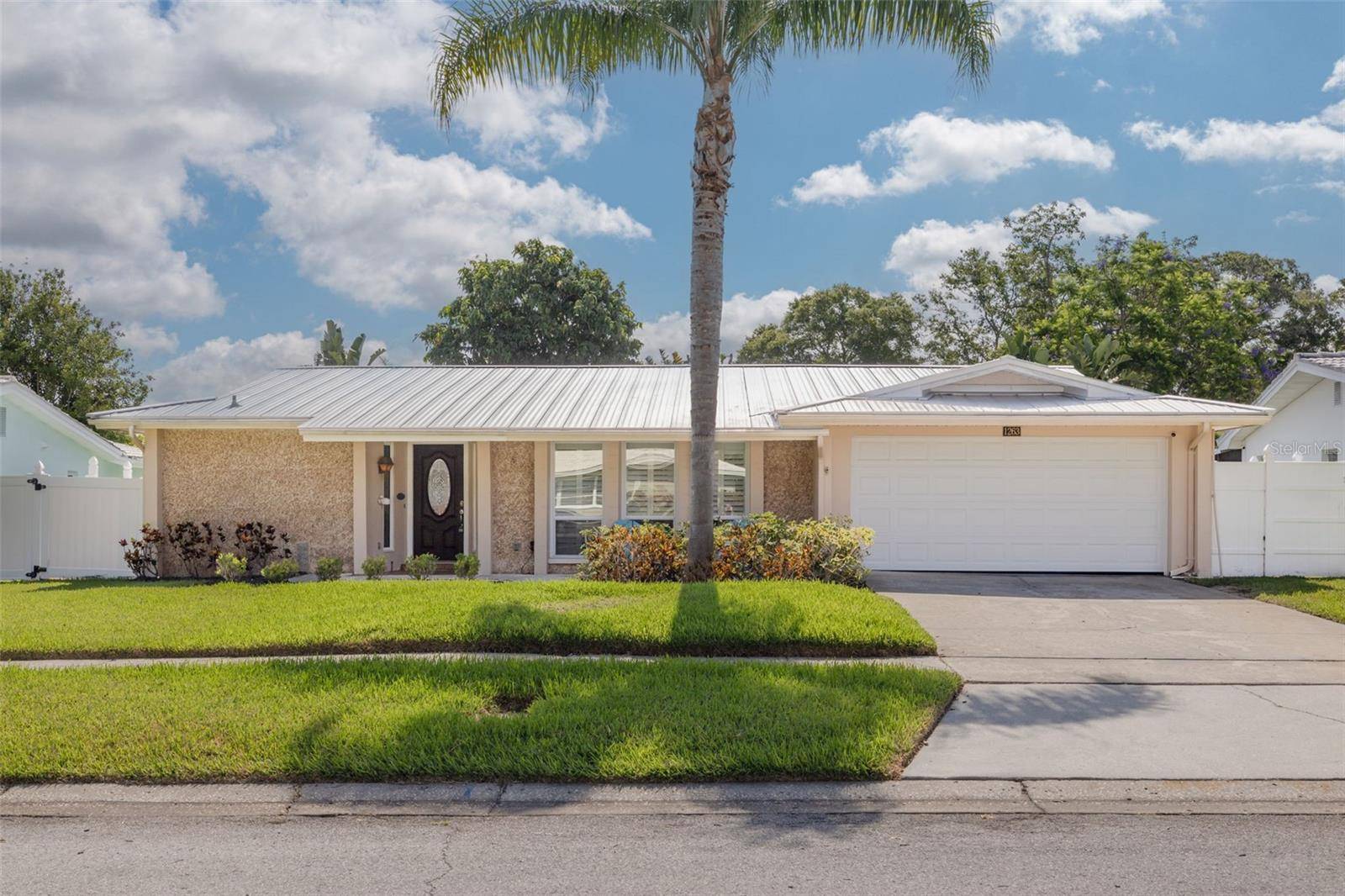 1263 OVERCASH DR, Dunedin, FL 34698