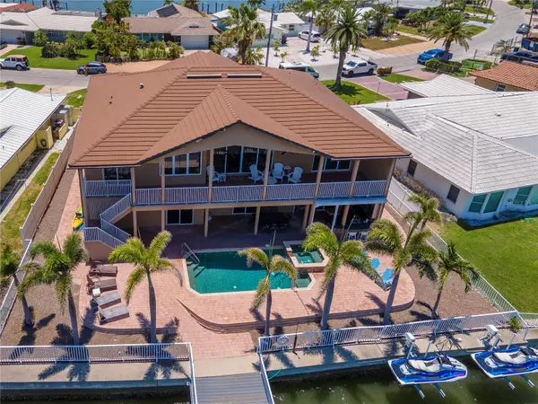 Indian Rocks Beach, FL 33785,514 HARBOR DR N