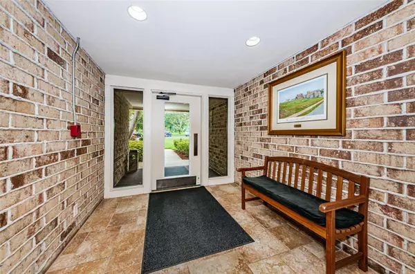 Palm Harbor, FL 34684,36750 US 19 N #6-112
