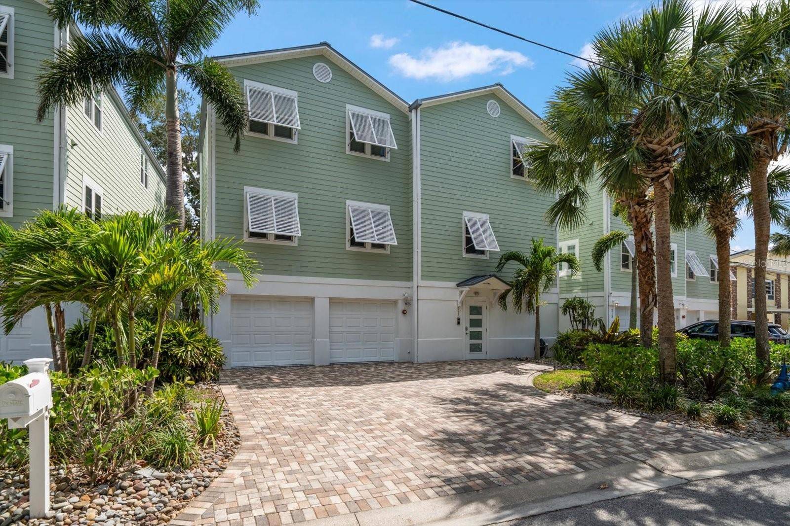 215 18TH AVE, Indian Rocks Beach, FL 33785