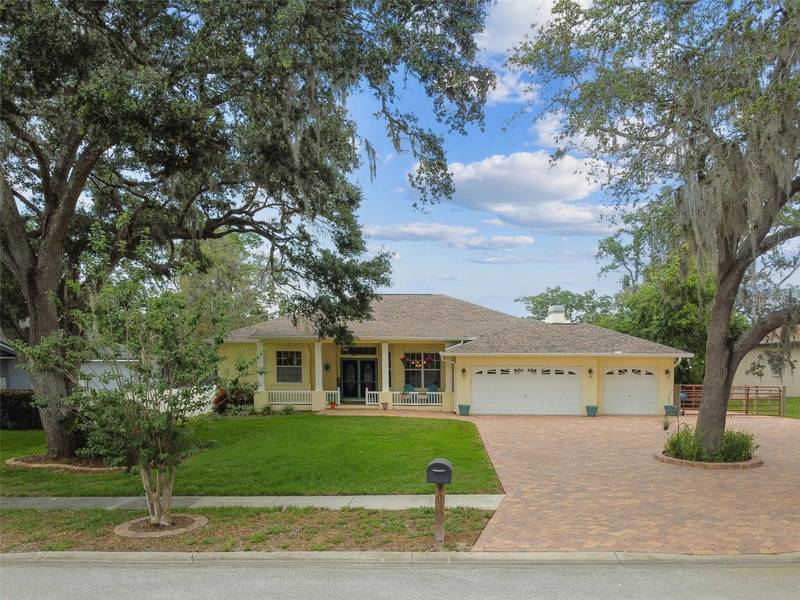 10306 SHALIMAR WOOD DR, Thonotosassa, FL 33592