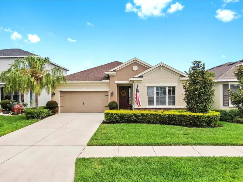 17610 BUCKINGHAM GARDEN DR, Lithia, FL 33547