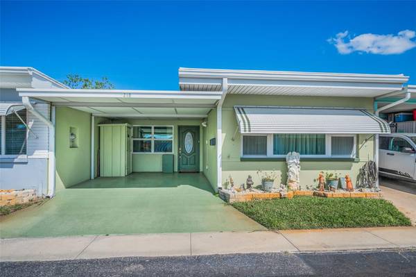 250 ROSERY RD NW #218, Largo, FL 33770