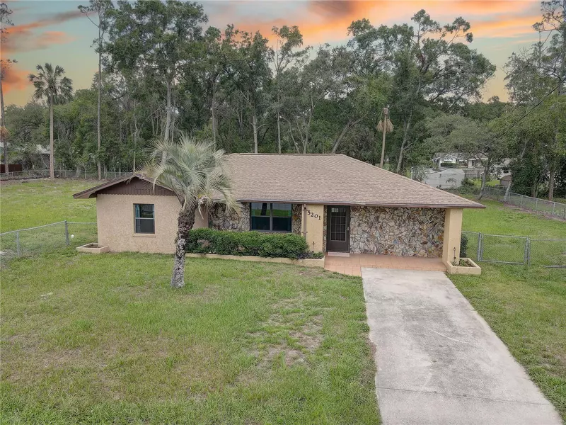 5201 E JASMINE LN, Inverness, FL 34453