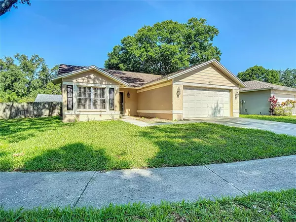 1517 GUNSMITH DR, Lutz, FL 33559